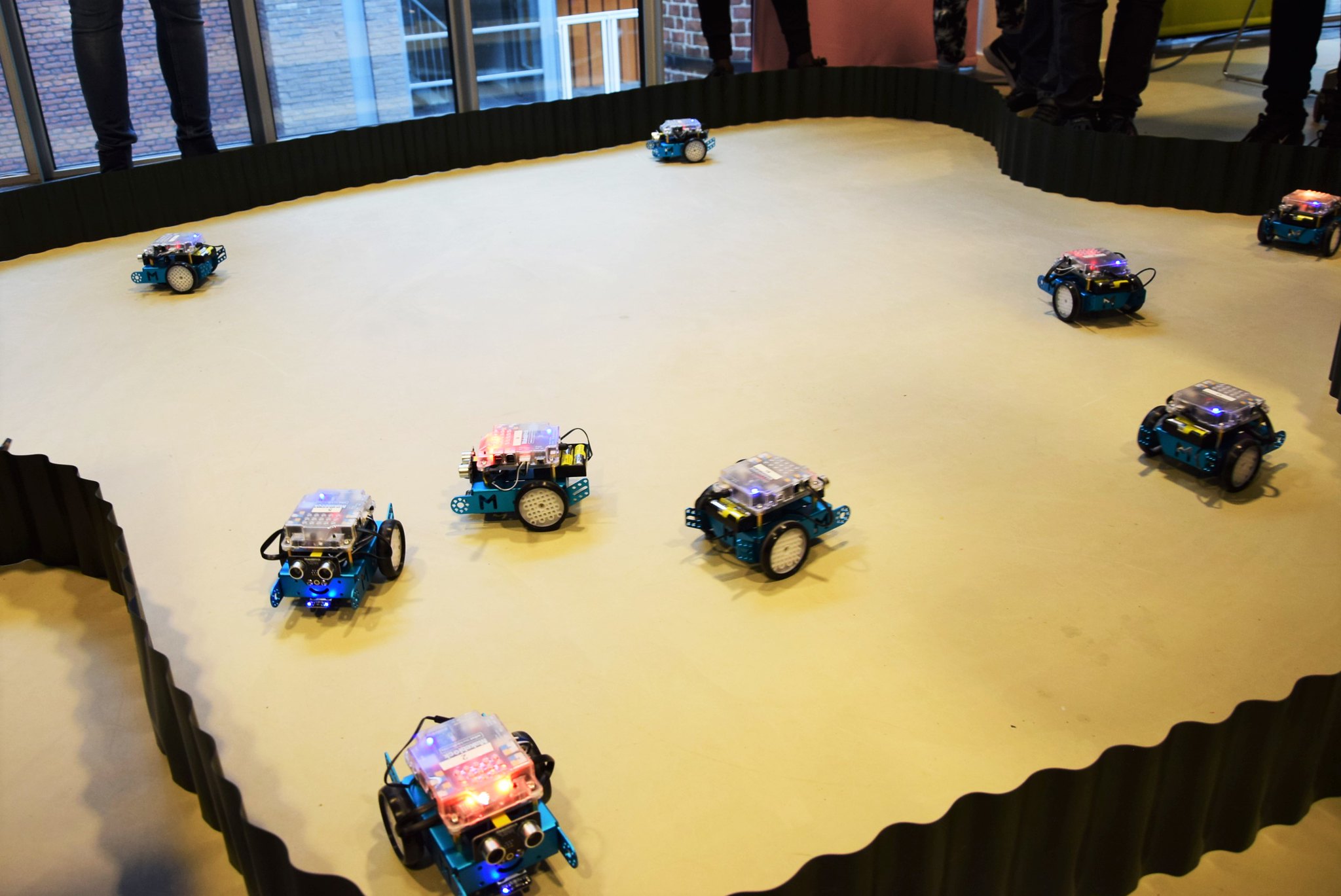 Programmeer de zelfrijdende 'robot' auto